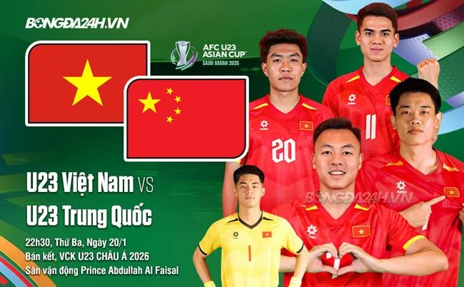 Sân bóng đá với quả bóng và cầu thủ